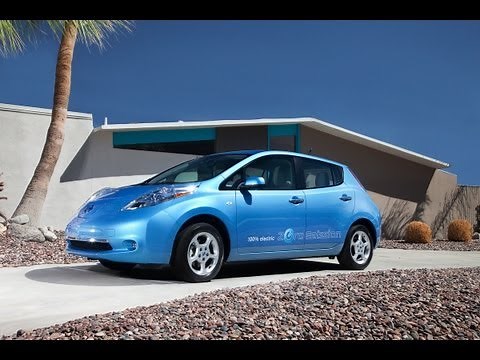 2012 Nissan LEAF - Drive Time Review with Steve Hammes | TestDriveNow