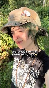 drop book recs in the comments📚🦇‼️☆ #alt #booktok #booktube #reading #alternativefashion #books