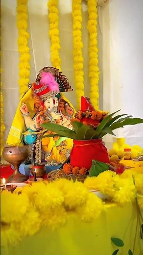 Deva Shree Ganesha - Full Video | Agneepath | Hrithik Roshan, Priyanka Chopra | Ajay - Atul