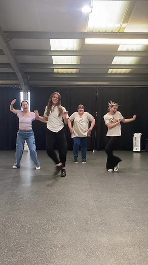 Hilarious Mickey Mouse Clubhouse Dance Team Impressions