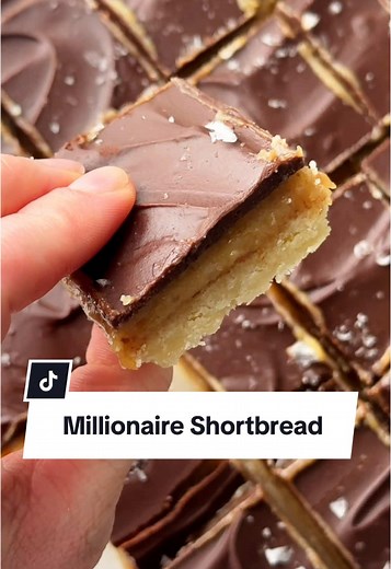 Delicious Millionaire Shortbread Recipe for Christmas Baking