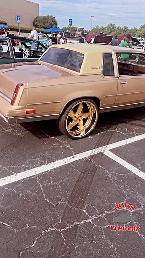 Clean Gold Cutlass pullin in on Gold @rucciwheels 🦾🦾🔥🔥🔥#oldsmobile #cutlasssupreme #rucciforged | Jco’s Customz LLC