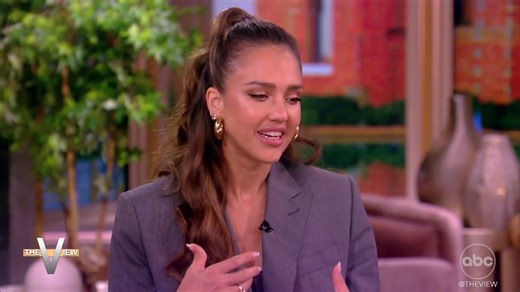 140K views · 1.5K reactions | Jessica Alba discusses stepping down from her role as chief creative officer of wellness brand The Honest Company after taking it public and building it into a billion dollar company: "It's like sending your baby off to college." abcn.ws/2RiH3wd | The View | Facebook