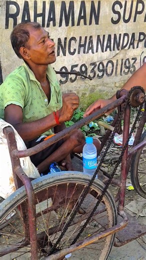 Helping a Handicapped Man | Heart Touching Humanity Video 🙏✨ #help