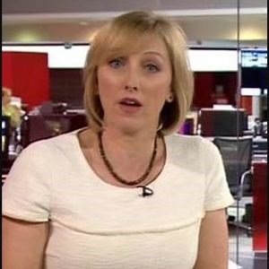 Martine Croxall - Biography