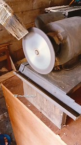 342K views · 1.6K reactions | sharpest planner blade sharpening technique #woodworking #diy #carpentery #tools | Mus Lasuma | Facebook
