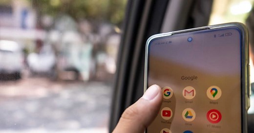 Comment accéder à ma messagerie Gmail sur mon téléphone ?