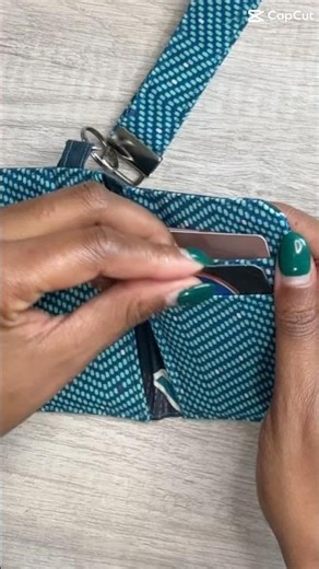 DIY Card Wallet and Key Wristlet #isew #diy #sewing