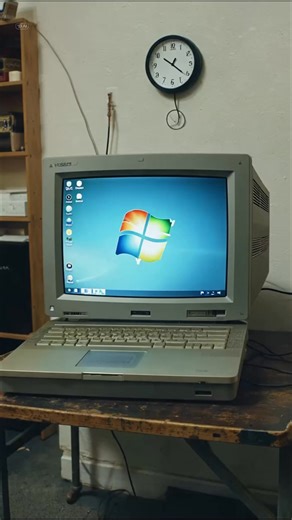 30K views · 751 reactions | Evolución de los sistemas operativos. Microsoft lanza MS-DOS, dominando las PC. Apple introduce Macintosh OS con interfaz gráfica. IBM y Microsoft colaboran en OS/2. | Avantec | Facebook