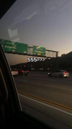 Significado y simbolismo del número 555