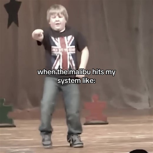 dancing like idgaf 🤣🤣 #VOICE #newmusic