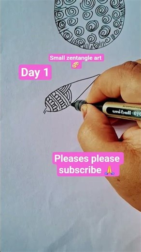 zentangle art 🎨 in tiny steps 🚶‍♀️