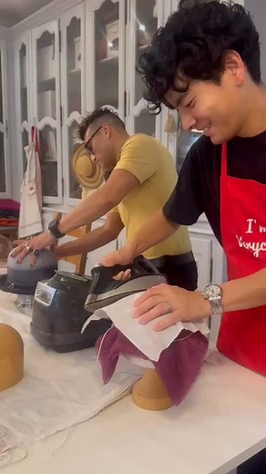 Day one of the November Millinery Retreat and these guys are rocking and blocking. Cristhian is making a bowler hat with a high crown in a striking three toned Melusine velour felt. Kento is blocking his first Sinamay crown he’s making a hat for his wife Mari. Mari and Kento are from Japan and on their honeymoon, they are traveling around Europe for one month and spending a week exploring the art of millinery as they are planning a new project for their brand . . . #milliner #millinerystudent #h