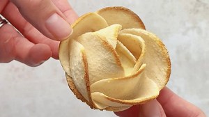 Pizza roses made from bread