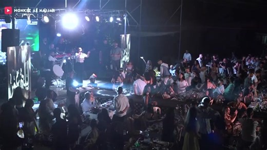 Discover the Talented Female Artist Sara AlZakaria