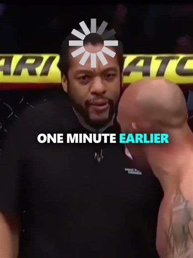 This referee made a terrible mistake! #ufc #mma #boxing