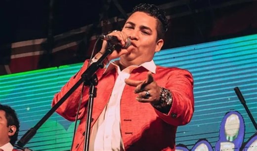 Integrante de Armonía 10 anuncia su retiro de la agrupación para priorizar su bienestar y el de su familia