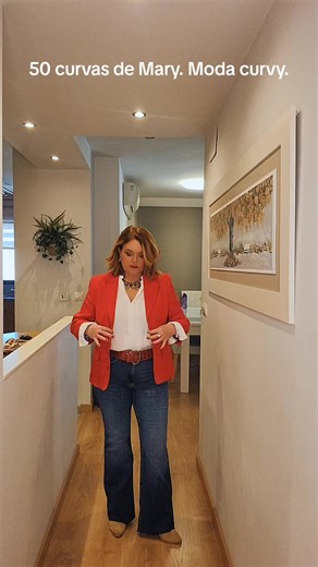 51 años. 80 kilos. 161cmts. TALLA XL//44 ... Pero las chaquetas americanas ( que me gustan que claven el hombro... no me abrocha ninguna!!! 😂😂). Pantalón de Stradivarius ( me encanta el modelo D74 que tengo en azul claro, azul vaquero y gris. 29 euros.). NO TENGO COMISIÓN, EH? 😂😂. camisa de sfera, botas, chaqueta y bolso de VINTED. Si alguna seguidora que me haya vendido algo reconoce su ropa que lo diga por favor!!🙏🙏. #parati #modacurvy #MUJERES #Viral #fyp