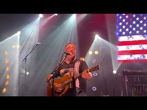 Aaron Lewis Am I the Only One