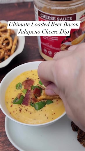 Do you love beer 🍺 and cheese 🧀? Is a #CheeseDrawer a real thing in your life? Then this recipe is your dream come true! Hoosier Hill Farm has come out with 5 different cheese sauce mixes that are INCREDIBLE! I seriously can’t pick a favorite. Today I’m featuring their BEER CHEESE mix. 👇🏻🧀🍺Recipe linked below https://www.thekitchenwhisperer.net/2023/12/17/ultimate-loaded-beer-bacon-jalapeno-cheese-dip/ | The Kitchen Whisperer