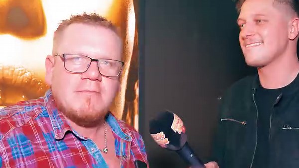 Ich war im Janssens Tanzpalast in Cuxhaven und habe mich mal erkundigt, welche Hobbys eigentlich besonders attraktiv wirken können. Schauts euch an ... 👉⚠️ Abonniert kostenlos meinen YouTube-Kanal: https://www.youtube.com/channel/UCYrj... 👉 INSTAGRAM: https://www.instagram.com/herzog_tv/?... 👉 TIKTOK: https://www.tiktok.com/@herzogtv 👉 Kameramann: Enrico 👉 Drehort: Janssens Tanzpalast Cuxhaven 👉 Upload vom 26.02.2023 👉 Musik: Epidemic Sound https://www.epidemicsound.com #HerzogTV #Straßen