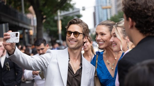 グレン・パウエルが今、最も熱いハリウッドスターと言われる理由