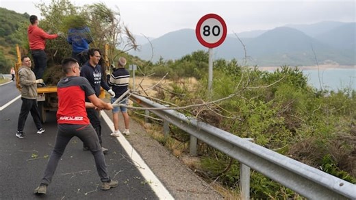 Worst wildfire season in 20 years continues to scorch Spain