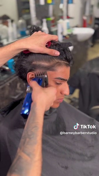 Video di Barney's barber studio (@barneybarberstudio) con Sunrise - Official Sound Studio