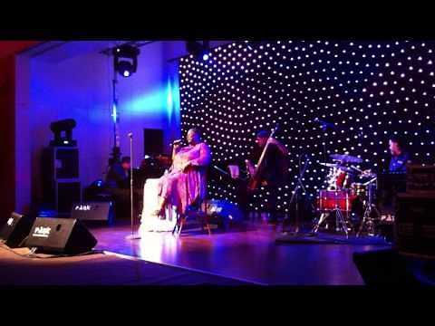 Randy Crawford - Rainy night in Georgia (TRNC Cratos Premium)