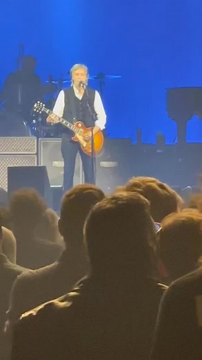 This song is absolutely beautiful. Watch for the surprise in the middle who is singing with Paul McCartney ❤️❤️ | Debbie Gowlands