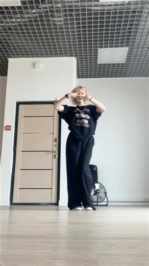 ITZY-ICY dance cover (watch a video) #kpop #cover #kpopcover #dance #itzy #icy #music #itzymidzy