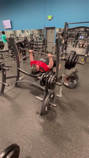 20251112 295 Medium-Grip Bench Press +25lbs Chains / SLINGSHOT-EQUIPPED Max Effort Work! / #shorts