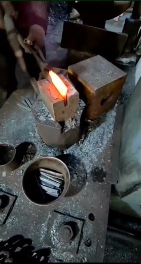 Pressing Iron with a Heavy Machine Heavy Machinery Metal Press #shorts