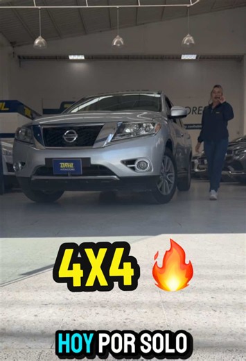 ¡Mira esta belleza que tenemos disponible en DAHL Automotores! 🔥 Hoy te presentamos esta Nissan Pathfinder 2014, una SUV ideal para quienes buscan espacio, potencia y comodidad para toda la familia. Cuenta con un potente motor 3.5 litros V6 a gasolina y transmisión automática, una combinación perfecta para disfrutar tanto en ciudad como en carretera. 🚙💨 ¿Y lo mejor? ¡Tiene capacidad para 7 pasajeros! 👨‍👩‍👧‍👦 Con un interior amplio y cómodo, además de un excelente espacio para llevar el eq