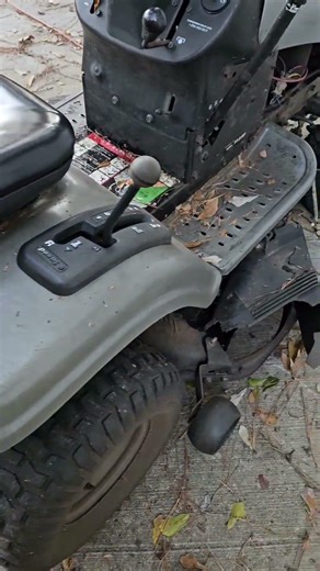 #shorts Riding mower Craftsman. Proximamente...
