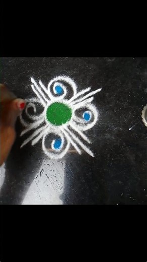 simple choti flower rangoli designs daily use Simple rangoli design