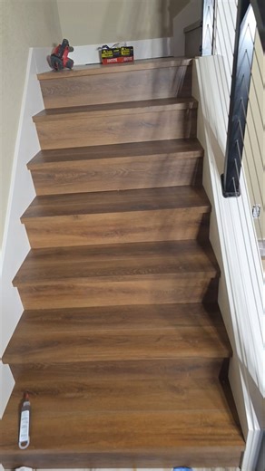 Beautiful Staircase INSTALL! #staircase #construction #diy #remodel #flooring #woodworking