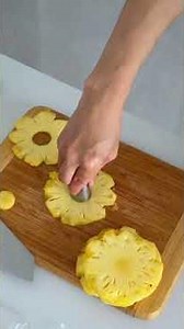 Watching This Coconut Pineapple Bread Bake Is Pure Therapy