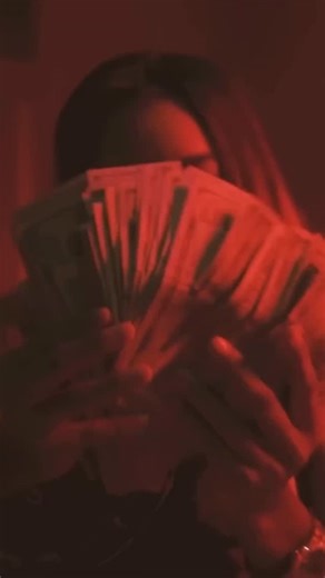 MessemUpBeats on Instagram: "MASHUP MONDAY This should NOT work… but it does. First Day Out x Thousand Miles 🔥 . . #MashupMonday #DJMashup #MusicMashup #OpenFormatDJ #ViralSounds"