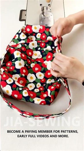 Flower Shoulder Bag👜🌺✨ | DIY | Quick Sewing Tips No.407