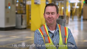 A couple weeks ago, John Felton, SVP, Worldwide Operations sat down with Geraldine Leiros, General Manager at Spain's largest fulfillment center, MAD7, where over 50% of the leadership team are women. Fun fact: Geraldine joined us at Amazon in 2015 and since starting as an intern has been promoted 5 times. Her advice to women wanting to have a successful career in logistics? Watch the video below ⬇️ https://amzn.to/3U8pHiv | Inside Amazon