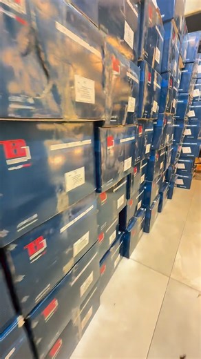 Ibrahim Elkholy on Instagram‎: "عمك عامل قلباااااان 😍😍💪💪☝️☝️#ديكورات #تشطيبات_كهرباء #نجف"‎