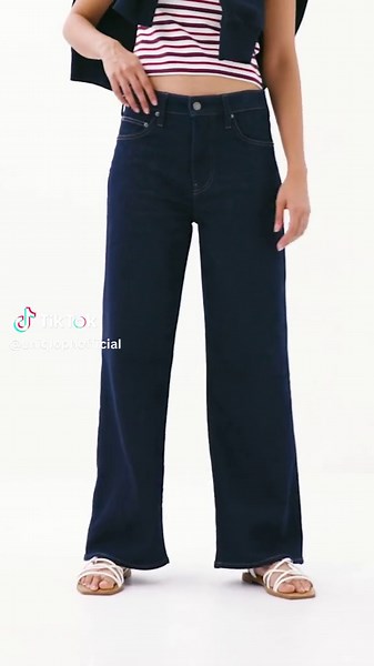 UNIQLO EZY Wide Straight Jeans: Comfort for Summer | Shop Now