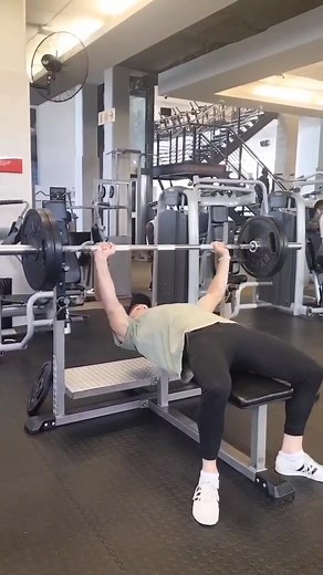 jumping right in with 100kg . . . #fyp #viral #fittok #foryoupage #fitness #2022