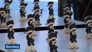 Watch 100 Tiny, Humanoid Robots Dance in Sync