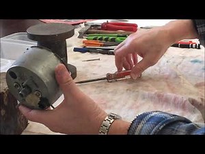 Smiths MGB Speedo, under reading and sticking. 1 of 3. Disassembly