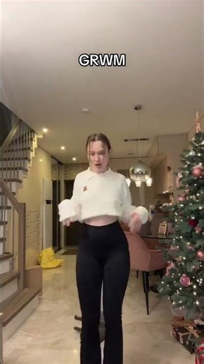 I’m not going anywhere, but anyways #grwm #fypシ゚viral #viralvideo #fashion #foryou #ootd #outfit