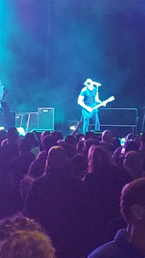 Waffle - Sevendust Mohegan Sun - Connecticut Dec 30, 2025 #live #sevendust #metal