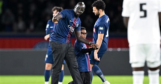 «De là où je viens, j’ai vraiment fait une carrière exceptionnelle» : Sakho savoure après l’annonce de sa retraite