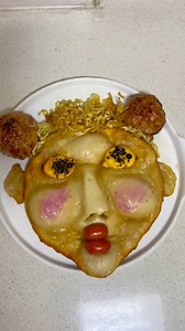 142K views · 1.5K reactions |  Puff’s creating a clown face pancake! Got a name for it? 嵐丹 #ThatLittlePuff #PancakeArt | That Little Puff | Facebook